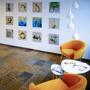 kunstform27 maaike dommenget atelier fuer kunst in sueddaenemark ahrensburg lobby web 2